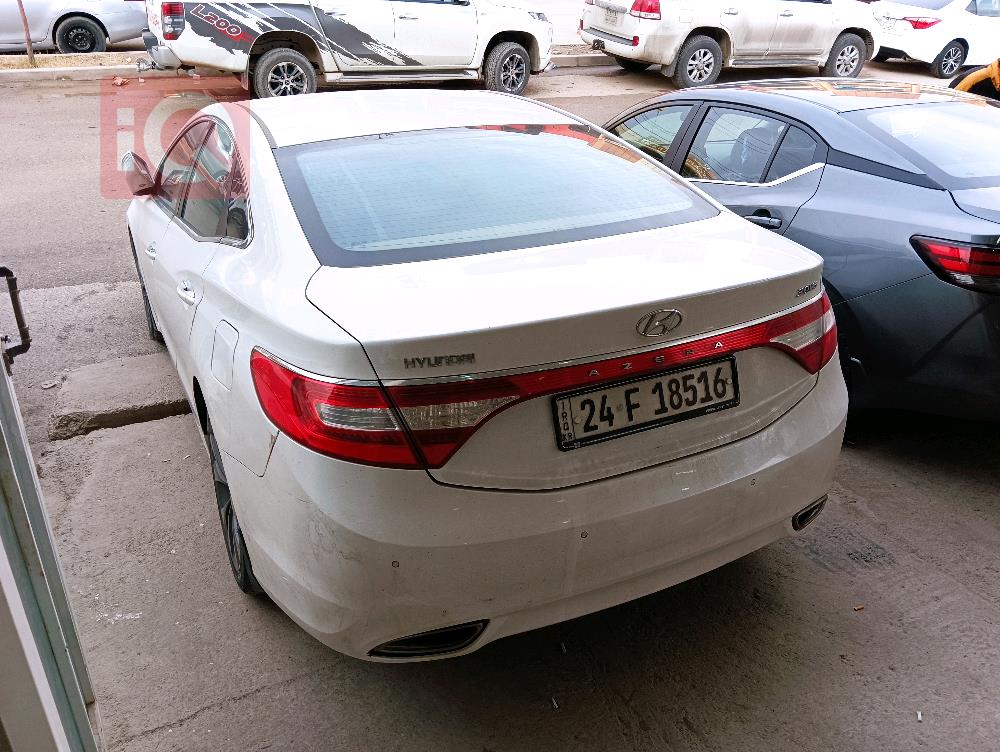 هیوندای ازێرا